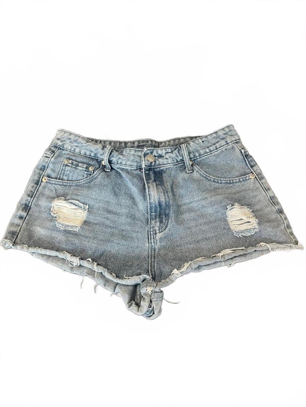 Carbon Denim Distressed High-Waisted Shorts Size 13 Light Blue Vintage Style